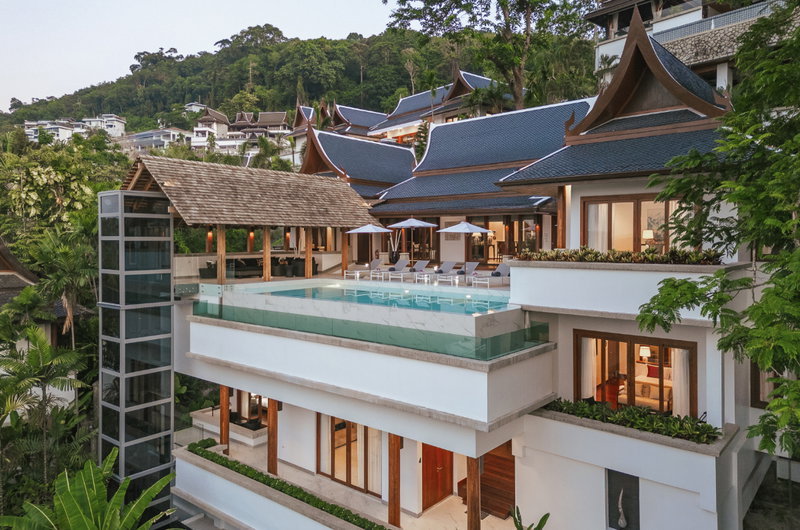Houses for sale : Phuket 10BR Sea-View Investment Villa | 780 SqM, Lift, Infinity Pool - U6114745