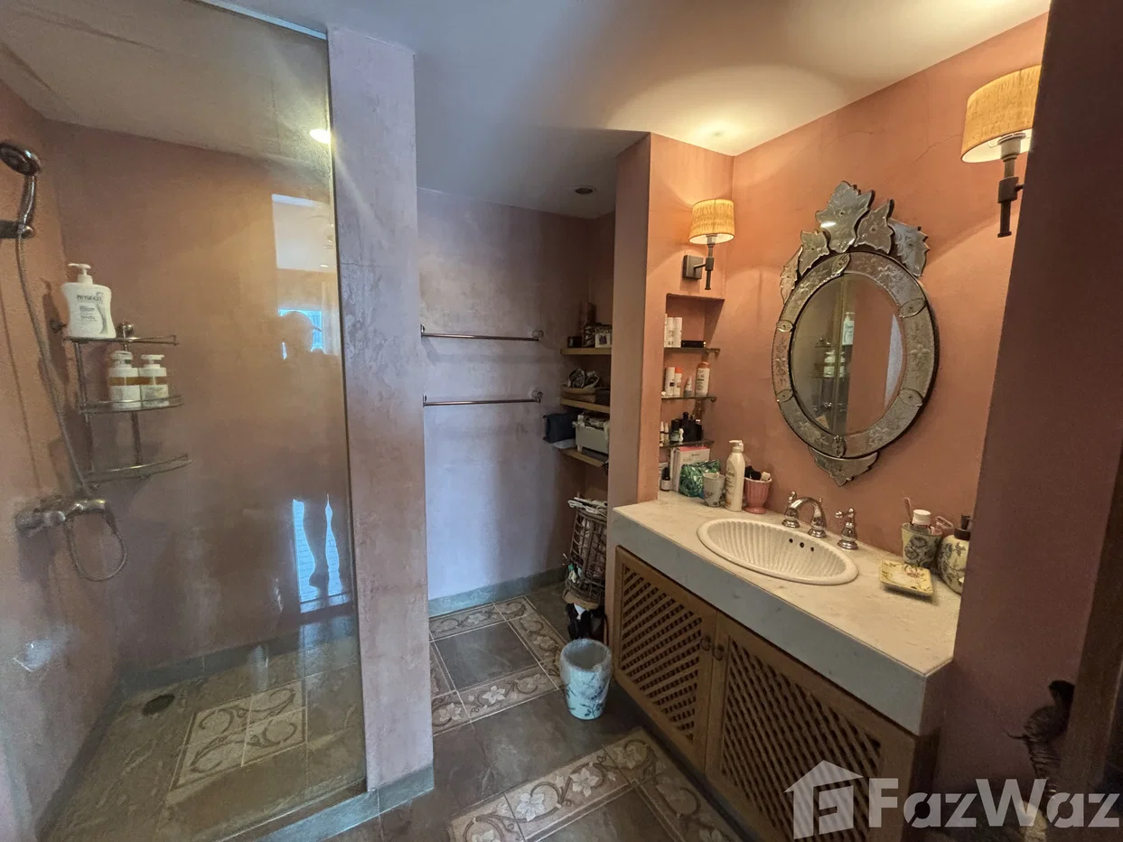 picture 2 Bedroom Condo for sale at Navin Court 6776345 - 9/15