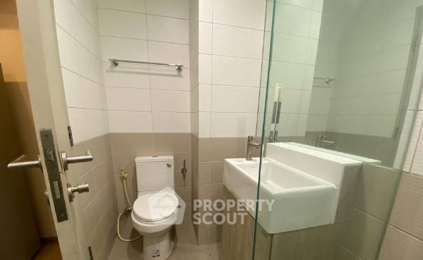 รูป คอนโด สตูดิโอ ที่ ไอดีโอ คิว จุฬา-สามย่าน ใกล้ MRT สามย่าน (ID 3212797) - รูปที่ 3/5