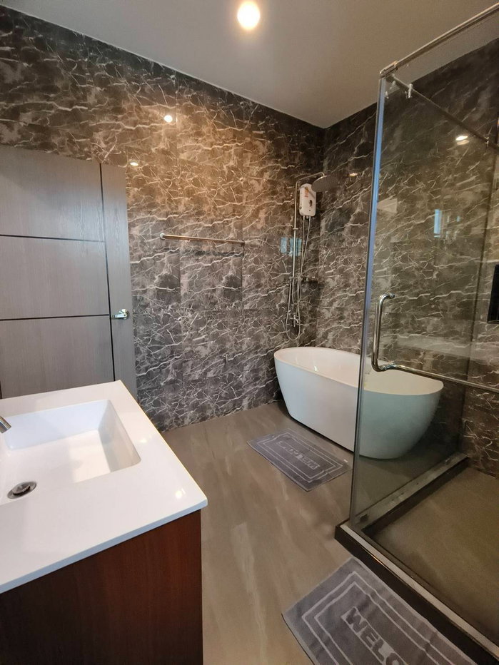 รูป บ้านเดี่ยว 3 ชั้น สุขุมวิท 65  ใกล้ BTS เอกมัย เฟอร์ครบ 4 ห้องนอน 6 ห้องน้ำ 330 ตรม 3ชั้น - รูปที่ 19/60