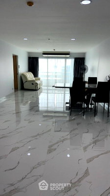 ขายคอนโด : ชั้น 29 คอนโด 3 ห้องนอน Modern Home Tower ใกล้ MRT วัดมังกร (ID 3307293)