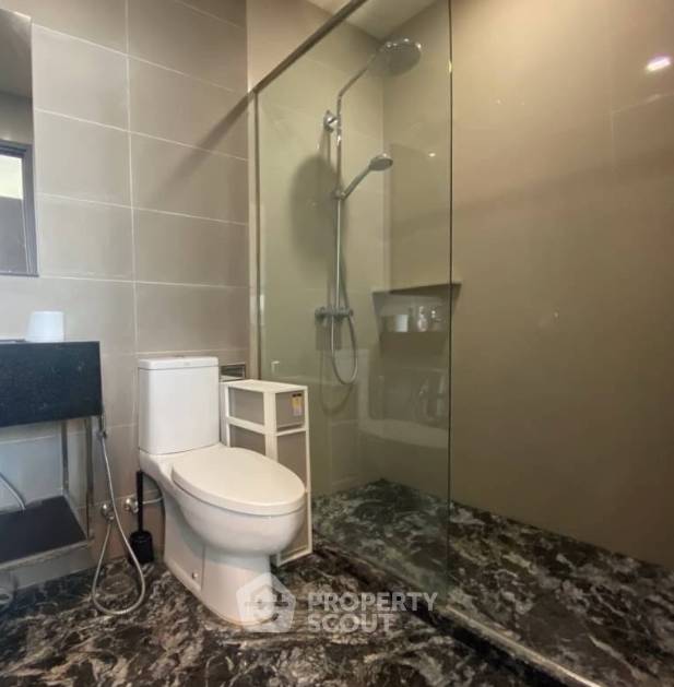 รูป ใกล้ MRT สุขุมวิท 200 ม. | 2 ห้องนอน The Edge Sukhumvit 23 (ID 3302354) - รูปที่ 2/5