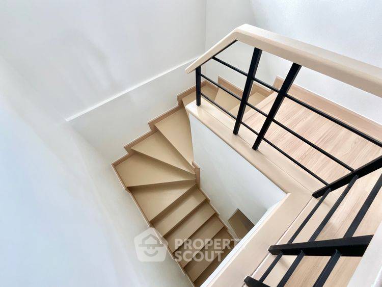รูป บ้าน 4 ห้องนอน เลี้ยงสัตว์ได้ แกรนด์ วัลเล่ สุขุมวิท-เลี่ยงหนองมน (ID 3307678) - รูปที่ 14/17