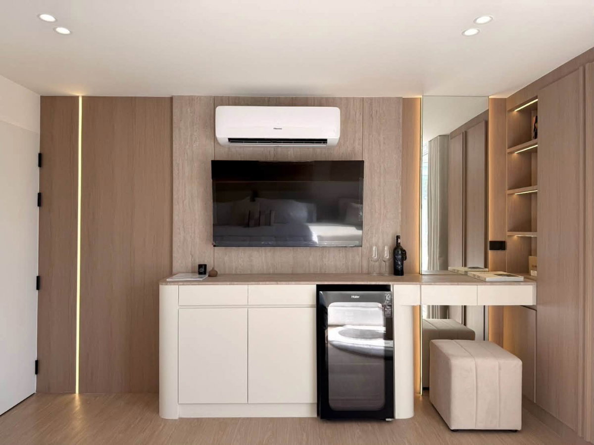picture Viang Ping Condo (2 Bedrooms) Corner Unit, Doi Suthep View, Foreign Quota Available, only 200 m. from MAYA. (Tel/Line 088-5986998) - 10/20