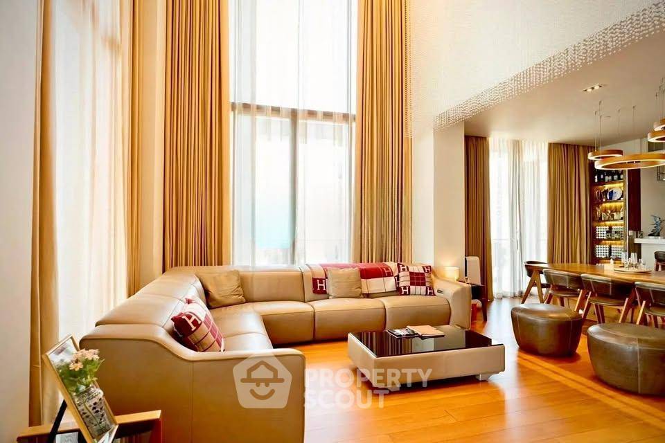รูป คอนโด 4 ห้องนอน 351 ตร.ม. The Sukhothai Residences Condominium ใกล้ MRT ลุมพินี (ID 3288896) - รูปที่ 1/13