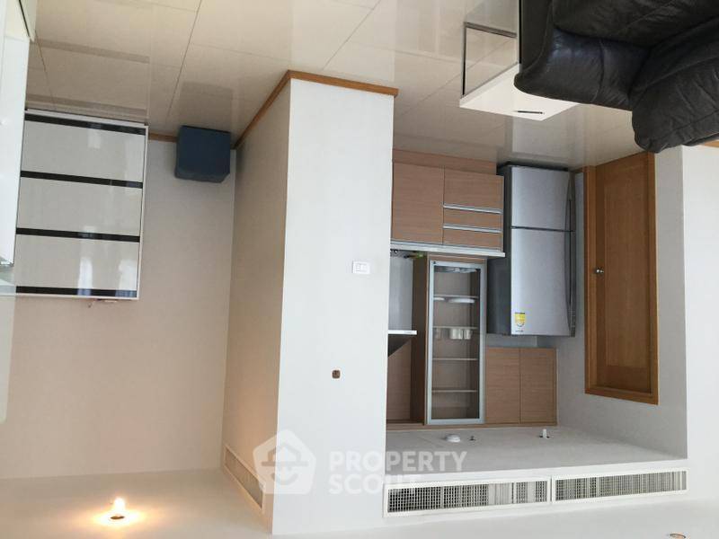 รูป คอนโด 2-ห้องนอน ที่ ดิ เอ็มโพริโอ เพลส ใกล้ BTS พร้อมพงษ์ (ID 2834444) - รูปที่ 4/8