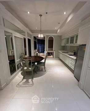 ห้องกว้าง 81 ตร.ม. 1 ห้องนอน Eight Thonglor Residence Condominium ใกล้ BTS ทองหล่อ (ID 3309191)