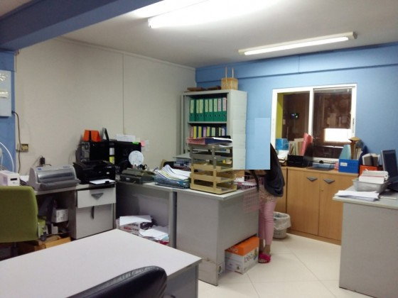รูป ให้เช่าบ้านเดี่ยว / โฮมออฟฟิศ 2 ชั้น ซอยลาดพร้าว เข้าซอย 20 เมตร ติด MRTลาดพร้าว 20 เมตร เดินได้ ออกจาก MRT ถึงเลย / จอดรถ 8-10 คัน / จดบริษัทได้ - รูปที่ 9/13