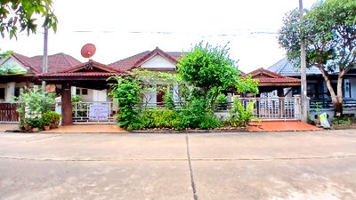 บ้านเดี่ยว วิทยาลัยอาชีวศึกษาสุราษฎร์ธานี : ขายบ้านเดี่ยว หมู่บ้านศุขเจริญ 