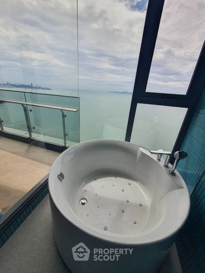 picture 36th-Floor 1-BR 57 Sqm For Sale At AROM WONGAMAT (ID 3290667) - 4/12