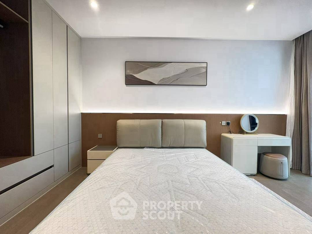picture 31st-Floor 2-BR Condo At Supalai Icon Sathon Near MRT Silom (ID 3225166) - 13/17