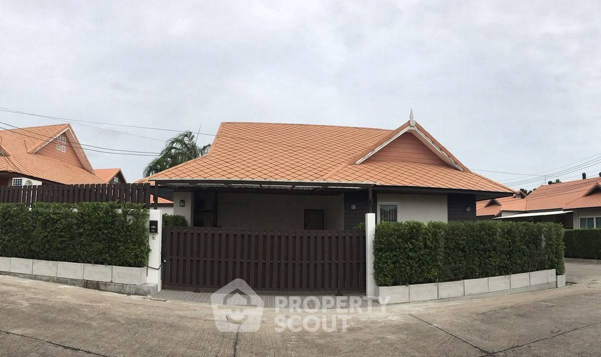 รูป คอนโด 3 ห้องนอน ขนาด 240 ตร.ม. Wyndham Jomtien Pattaya ขาย (ID 3308338) - รูปที่ 3/20