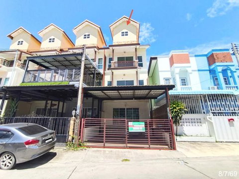 TOWN HOUSE 22.2 Sq.w. Hua Hin Prachaubkirikhan for 2.7M