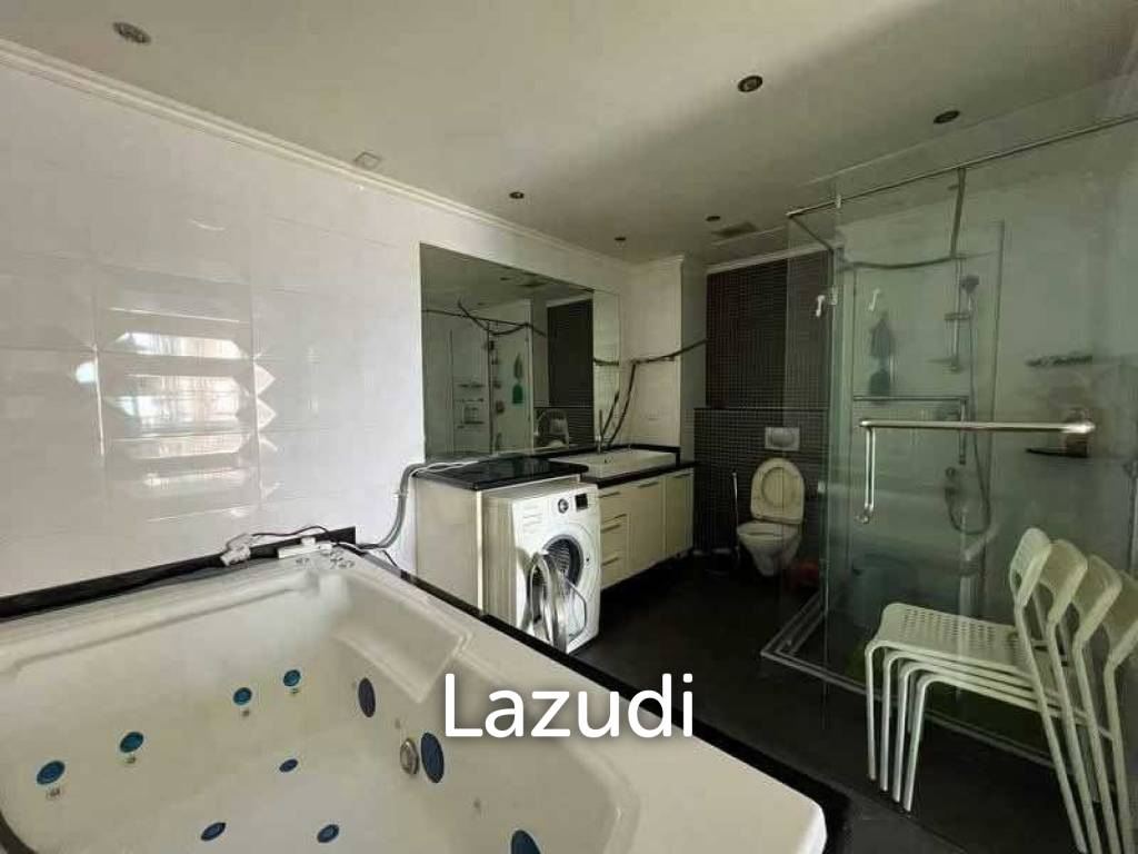 picture View Talay 6 Spacious 2-Bedroom Sea View Condo for Sale - 10/16