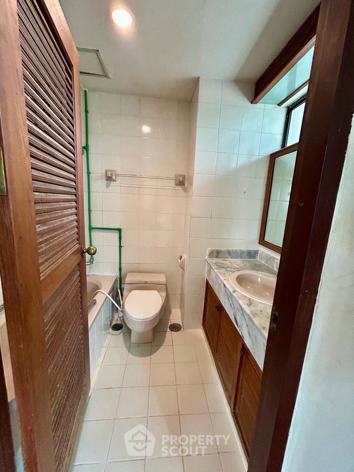 picture 2-BR Condo at NL Residence near MRT Phetchaburi (ID 3299692) - 7/8