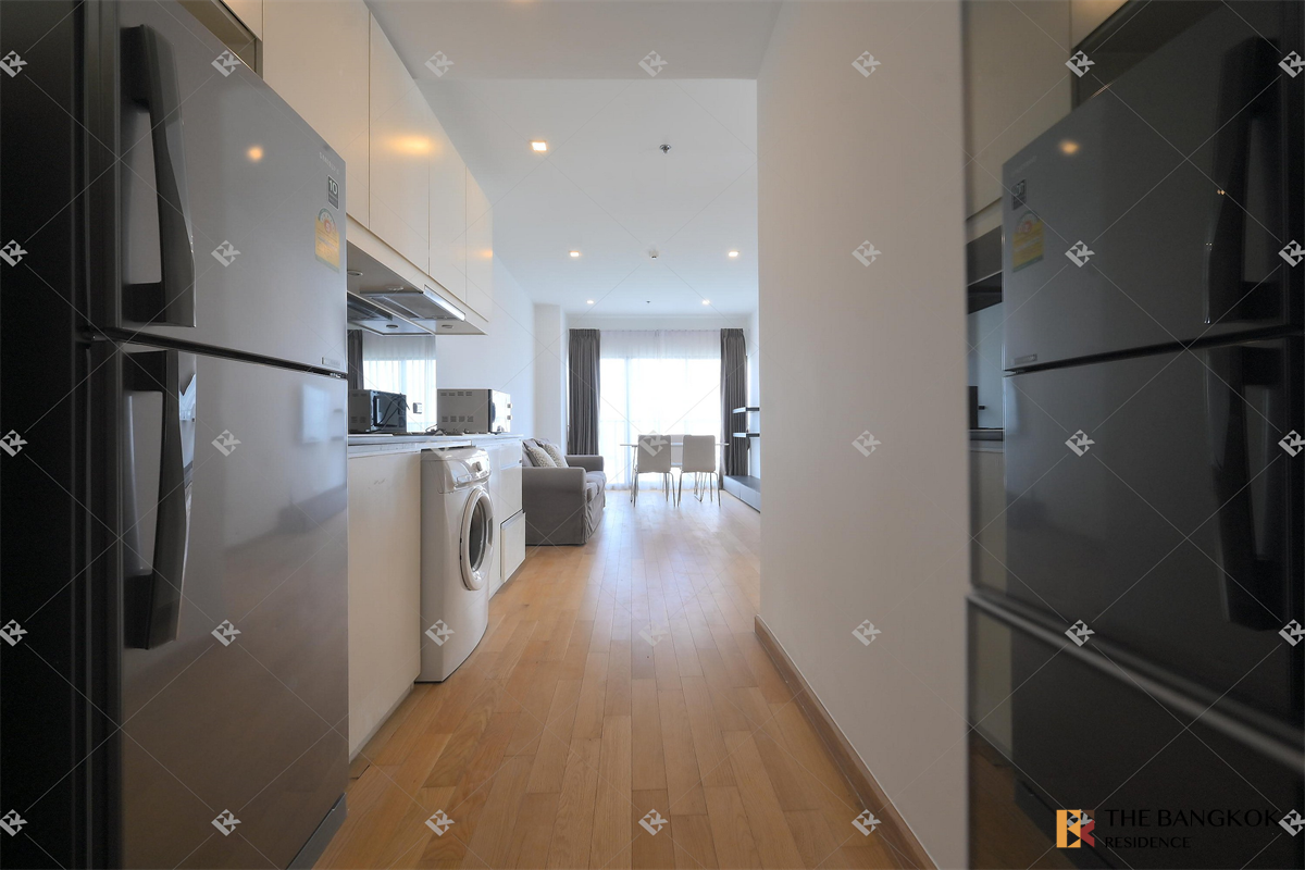 picture Noble Refine near BTS Phrom Phong - 2/10