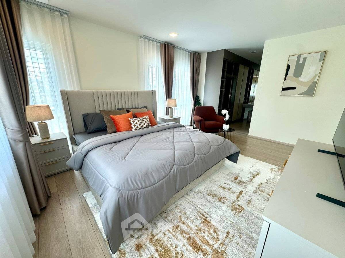 รูป บ้าน 4 ห้องนอนให้เช่า Villaggio 3 Srinakarin - Bangna (ID 3308240) - รูปที่ 2/13