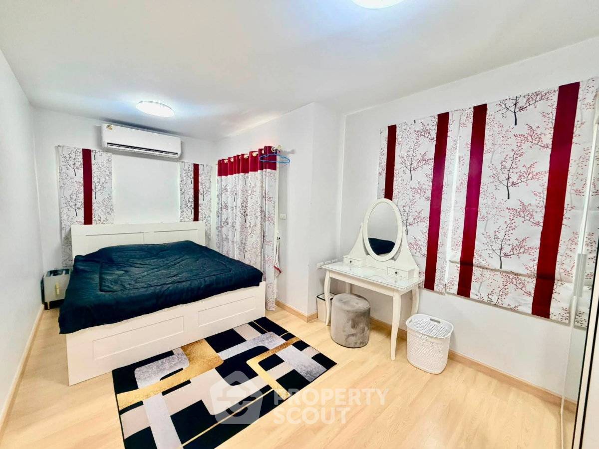 รูป บ้าน 3-ห้องนอน ที่ เดอะ วิลเลจ บางนา กม.10 ใน บางพลีใหญ่ (ID 3308247) - รูปที่ 5/16