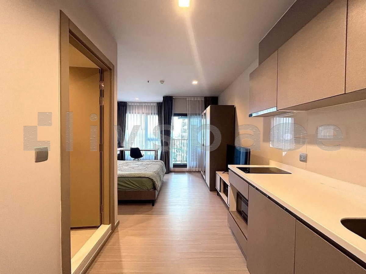 รูป ▚ L1JC0Bツ ให้เช่า Life Asoke Rama 9 Studio 26ตร.ม. ราคาดี เฟอร์และเครื่องใช้ไฟฟ้าครบ พร้อมเข้าอยู่✨ - รูปที่ 4/9