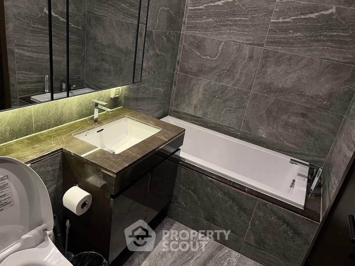 รูป คอนโด 1 ห้องนอน ชั้น 25 ขายที่ The Esse Sukhumvit 36 ใกล้ BTS ทองหล่อ 70 ม. (ID 3309582) - รูปที่ 8/8