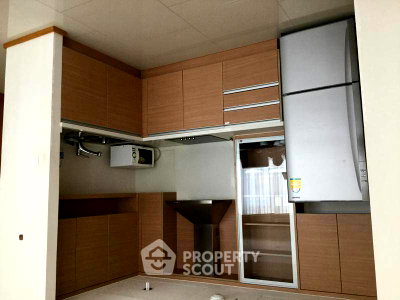 คอนโดให้เช่า : คอนโด 2-ห้องนอน ที่ ดิ เอ็มโพริโอ เพลส ใกล้ BTS พร้อมพงษ์ (ID 2834444)