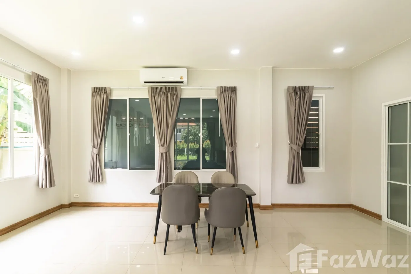 รูป Pet Friendly เลี้ยงสุนัขและแมวได้ หมู่บ้านลลิล 6773657 - รูปที่ 10/18