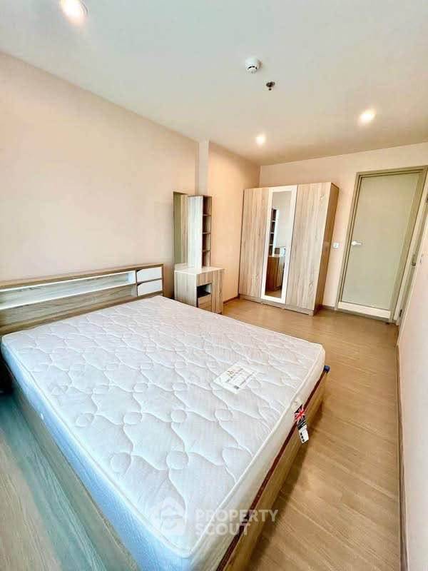 picture 2-BR Condo at Aspire Erawan Prime near BTS Royal Thai Naval Academy (ID 3205984) - 3/12