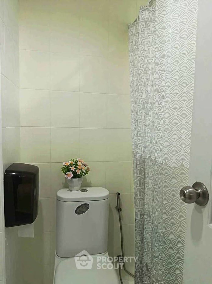picture 1-BR For Sale At Double U Condominium, Lat Phrao (ID 3201973) - 13/15
