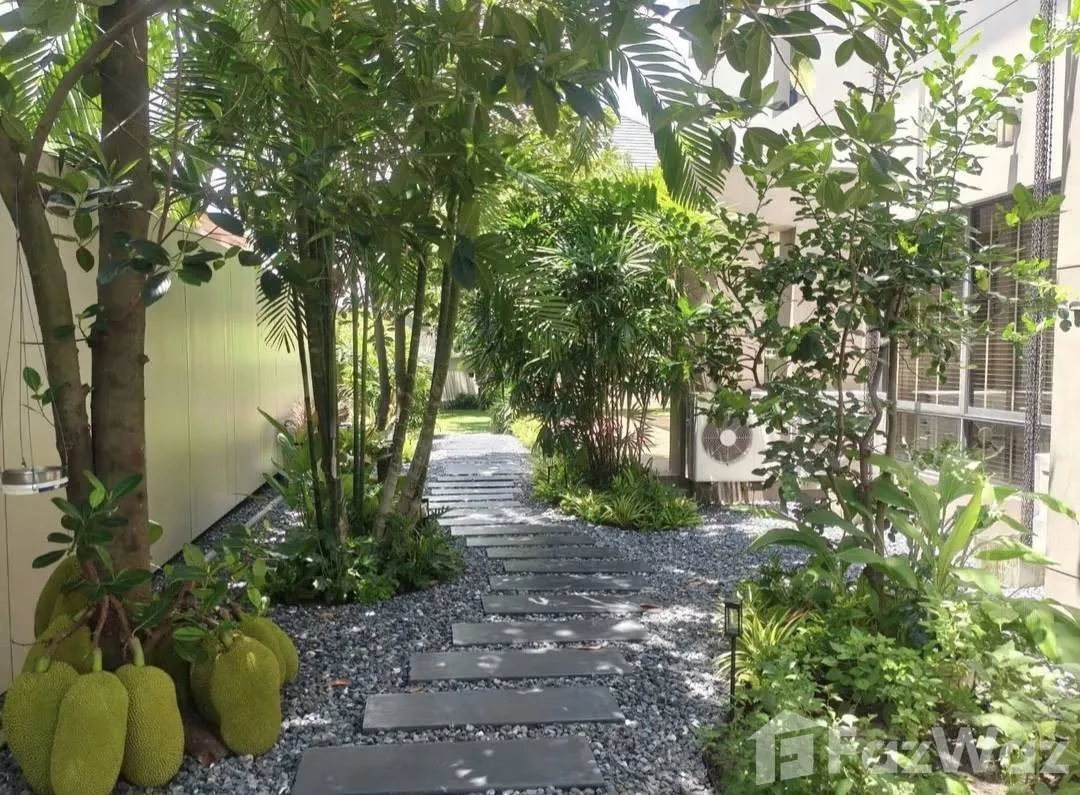 picture Stylish with Modern Interiors | Fully Furnished 6764482 - 24/28