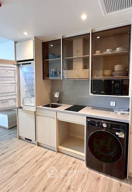 รูป คอนโด 1 ห้องนอน ชั้น 22 ให้เช่า ที่ AROM WONGAMAT ย่านวงศ์อมาตย์ (ID 3289491) - รูปที่ 7/10