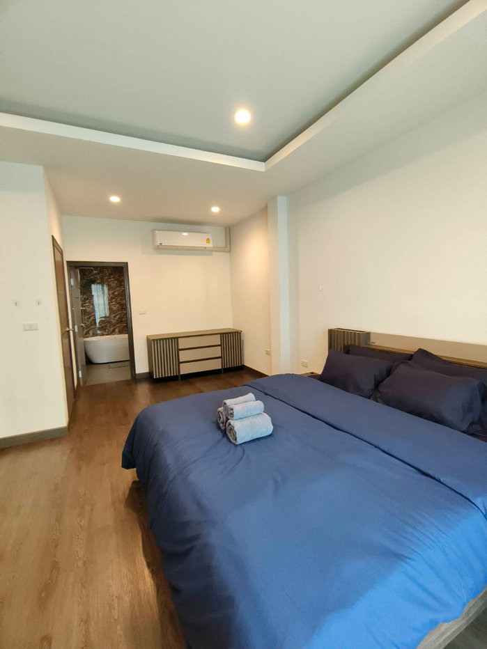 รูป บ้านเดี่ยว 3 ชั้น สุขุมวิท 65  ใกล้ BTS เอกมัย เฟอร์ครบ 4 ห้องนอน 6 ห้องน้ำ 330 ตรม 3ชั้น - รูปที่ 23/60