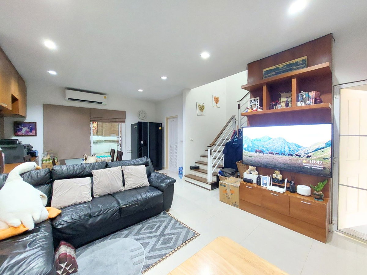 รูป ฮาบิทาวน์ ทาวน์เฮ้าส์หลังริม วัชรพล–สายไหม หน้าบ้านติดสวน ราคาพิเศษ 2.99 ล้าน - รูปที่ 11/27