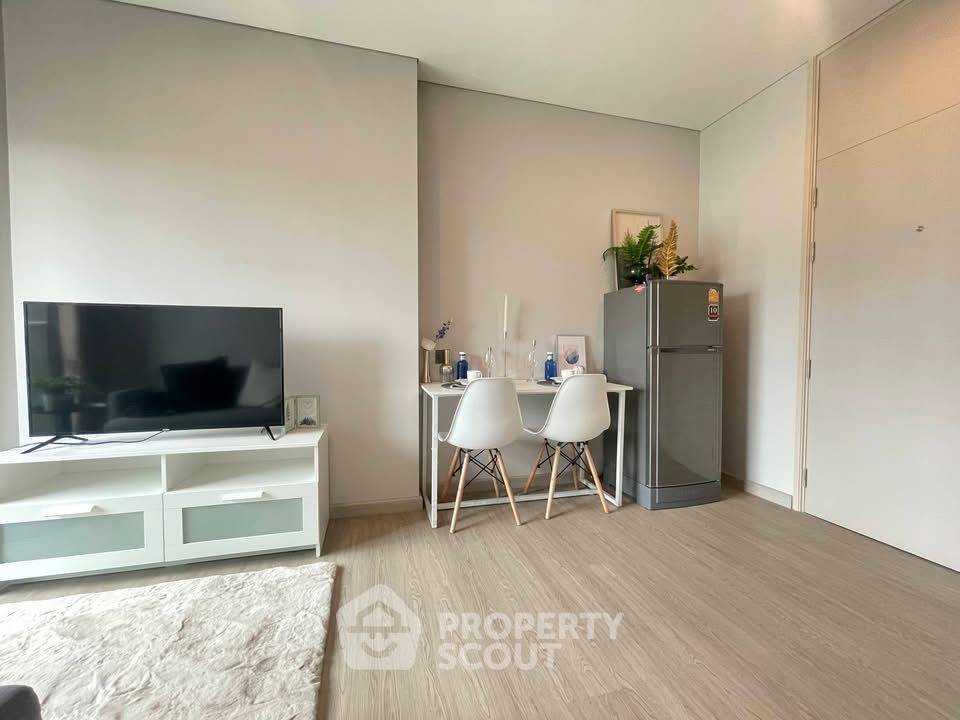 รูป ห่าง BTS Sena Nikhom เพียง 300 ม. | คอนโด 1 ห้องนอน Lumpini Park Phaholyothin 32 (ID 3309392) - รูปที่ 6/8