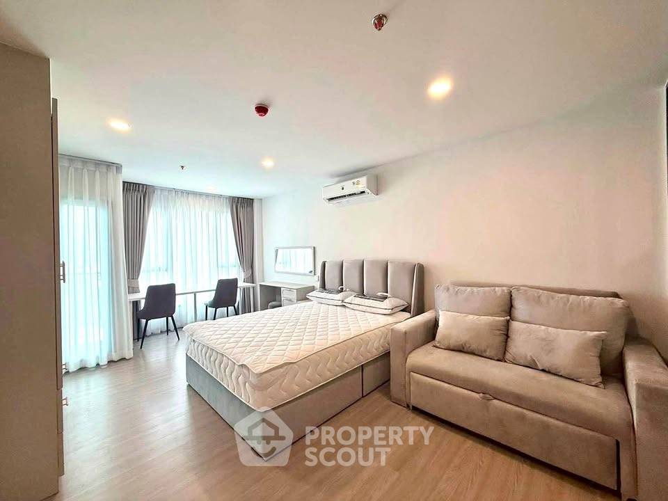 picture Studio Condo at Aspire Sukhumvit-Rama 4 near BTS Phra Khanong (ID 3096684) - 1/10