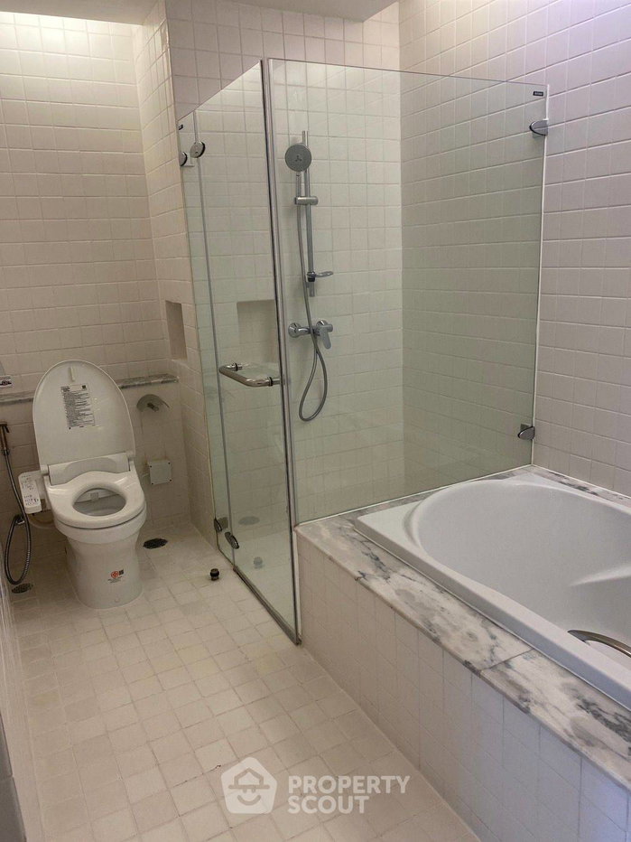 picture Spacious 1-BR 84 Sqm At Park Thonglor Tower Near BTS Thong Lor (ID 1695544) - 6/11