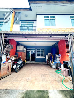 ทาวน์โฮม อมตะนคร : ขายบ้าน ทาวโฮม2ชั้น  ทำเลบ้านเก่า พานทอง ชลบุรี