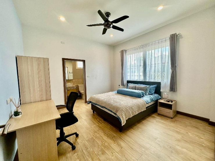 รูป ขายบ้านชั้นเดียวสไตล์โมเดิร์น
พร้อมสระว่ายน้ำ-ห้วยใหญ่ 
❌ ลดจาก 22,900,000
✅ ขายด่วนๆ 17,900,000 
 - รูปที่ 14/26