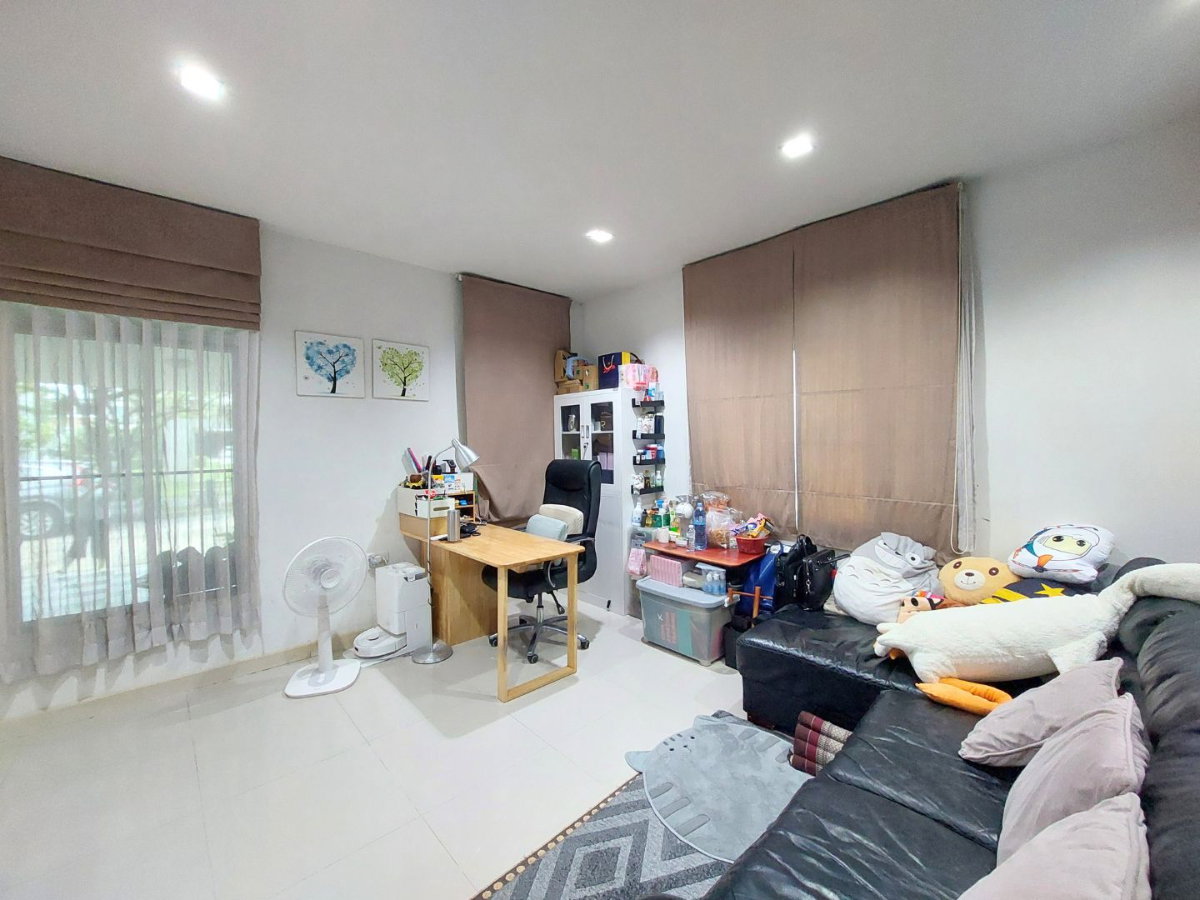 รูป ฮาบิทาวน์ ทาวน์เฮ้าส์หลังริม วัชรพล–สายไหม หน้าบ้านติดสวน ราคาพิเศษ 2.99 ล้าน - รูปที่ 9/27