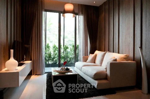 1-BR Condo at Trapezo Sukhumvit 16 near MRT Queen Sirikit National Convention Centre (ID 2850608)