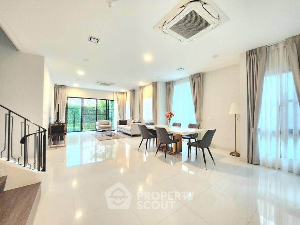 รูป บ้าน 4-ห้องนอน ที่ นันทวัน พระราม 9 กรุงเทพกรีฑาตัดใหม่ ใน สะพานสูง (ID 3308245) - รูปที่ 6/20