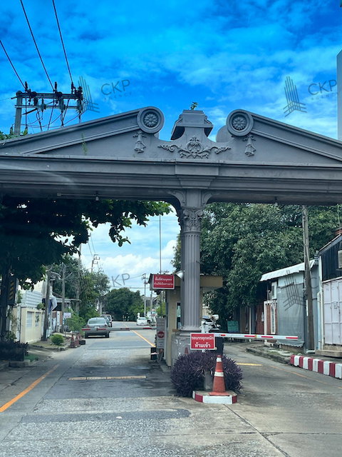 L260155 | ขายบ้านเดี่ยว 2 ชั้น ป.ผาสุข ทำเลบรมราชชนนี–พุทธมณฑลสาย 2 ฟังก์ชันครบ  เดินทางสะดวก และอยู่ใกล้สิ่งอำนวยความสะดวกครบ