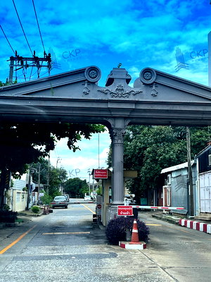 Houses for sale The Paseo Park Kanchanaphisek : L260155 | 2-story detached house for sale in P. Phasuk Village. located in the Borommaratchachonnani–Phutthamonthon Sai 2 area.