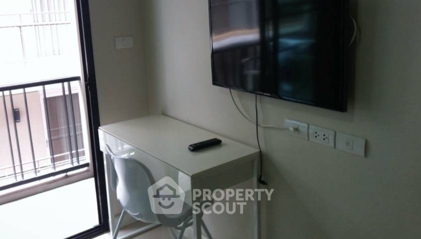 picture 100m From BTS Asoke | 1-BR Condo At Le Cote Sukhumvit 14 (ID 3302359) - 3/4