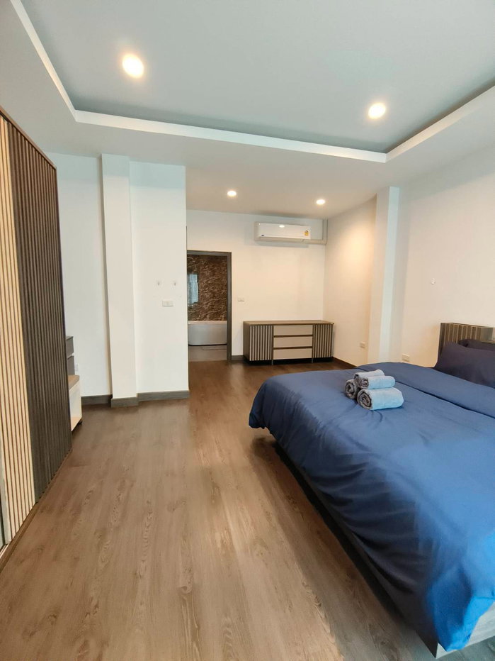 รูป บ้านเดี่ยว 3 ชั้น สุขุมวิท 65  ใกล้ BTS เอกมัย เฟอร์ครบ 4 ห้องนอน 6 ห้องน้ำ 330 ตรม 3ชั้น - รูปที่ 34/60