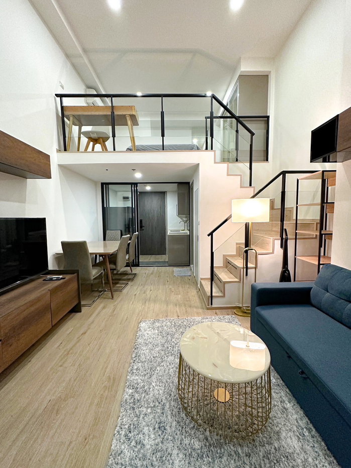 รูป ขายห้อง Duplex ห้องสวย สภาพดี ตกแต่งพร้อม เฟอร์ครบ ใกล้ ARL และ MRT สายสีเหลือง สถานีหัวหมาก  - รูปที่ 1/13