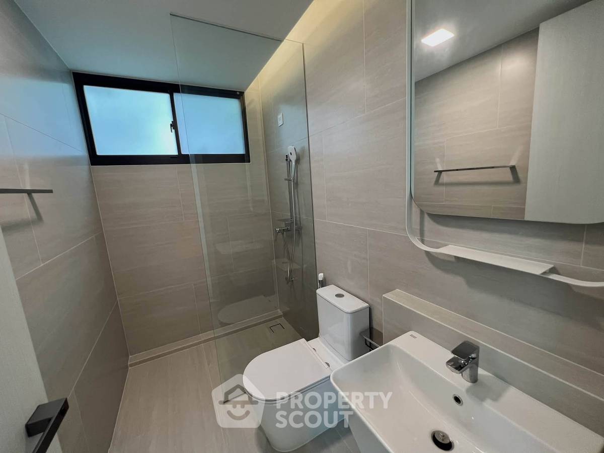 รูป บ้านเช่า 4 ห้องนอน ขนาด 421 ตร.ม. ในโครงการ Vive กรุงเทพกรีฑา (ID 3307261) - รูปที่ 49/50