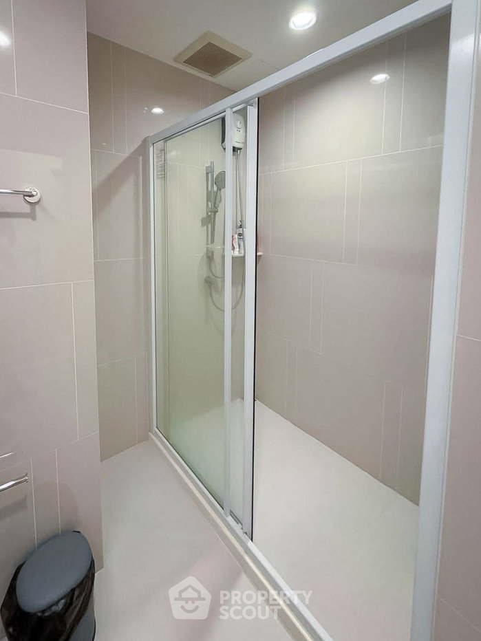 รูป คอนโด 2 ห้องนอน ชั้น 17 ให้เช่า The Key Sathorn - Charoenraj (ID 3089986) - รูปที่ 8/11