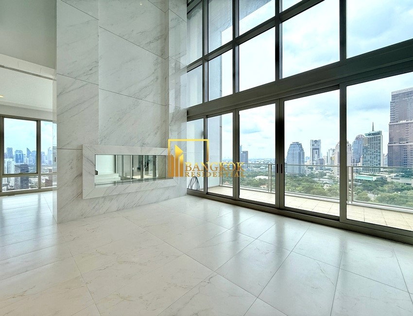 รูป 185 Rajadamri | Rare 3 Bed Duplex Luxury Condo in Prime Area - BR13916CD - รูปที่ 2/65