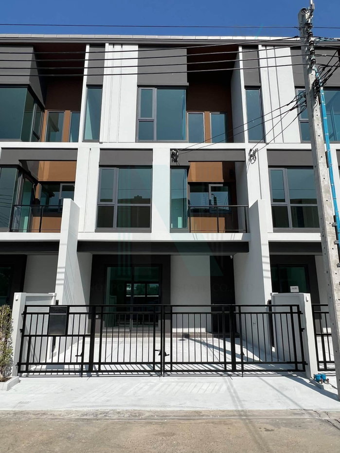 รูป ให้เช่าทาวน์เฮาส์ 3 ชั้น บ้านกลางเมือง รามคำแหง 174 สเตชั่น 3 ห้องนอน 3 ห้องน้ำ - รูปที่ 1/8