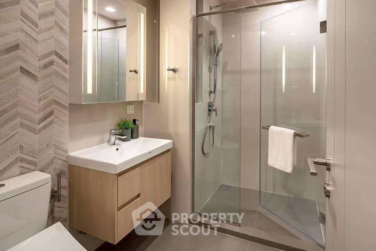 รูป ห้อง 1 ห้องนอน ชั้น 47 ที่ Oka Haus Sukhumvit 36 ใกล้ BTS ทองหล่อ (ID 2711952) - รูปที่ 7/12